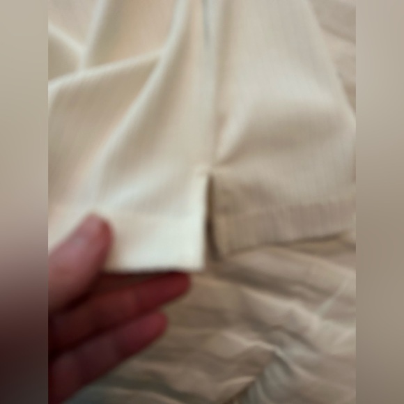 NWT SPANX *GREAT PRICE* Powder Scoop Neck Ribbed Top, Size MEDIUM - Picture 14 of 16